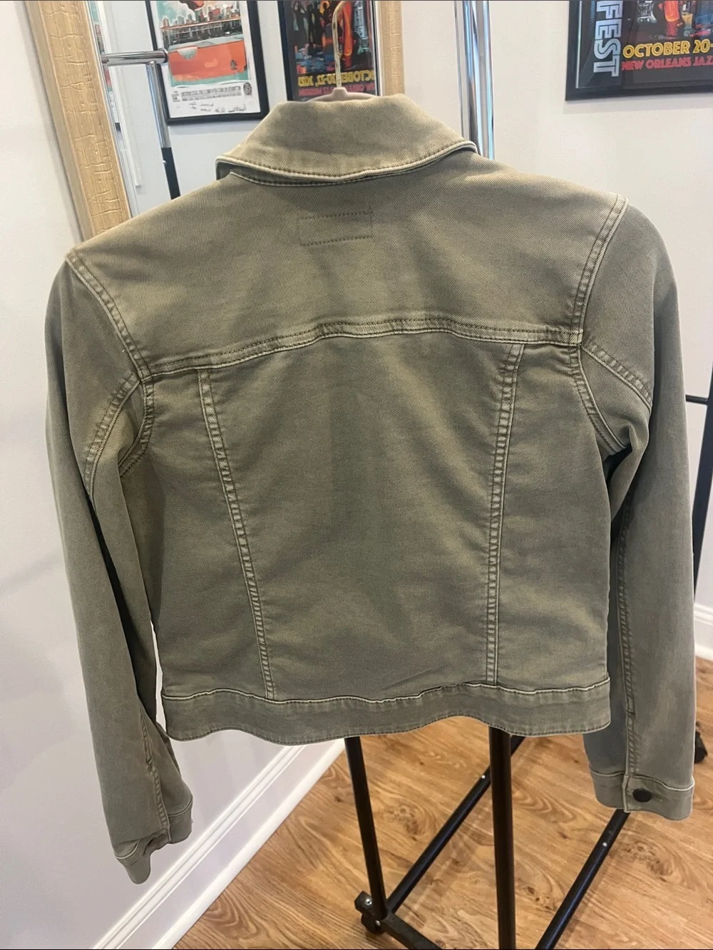 Kut from the Kloth Julia Crop Denim Jacket